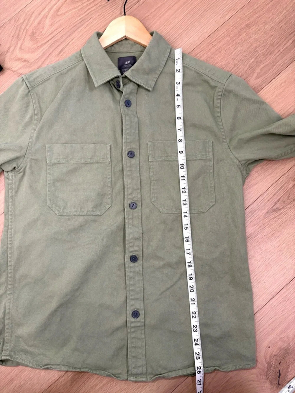 H&M Olive Green Button Up Shirt Men’s Small Cotton Workwear